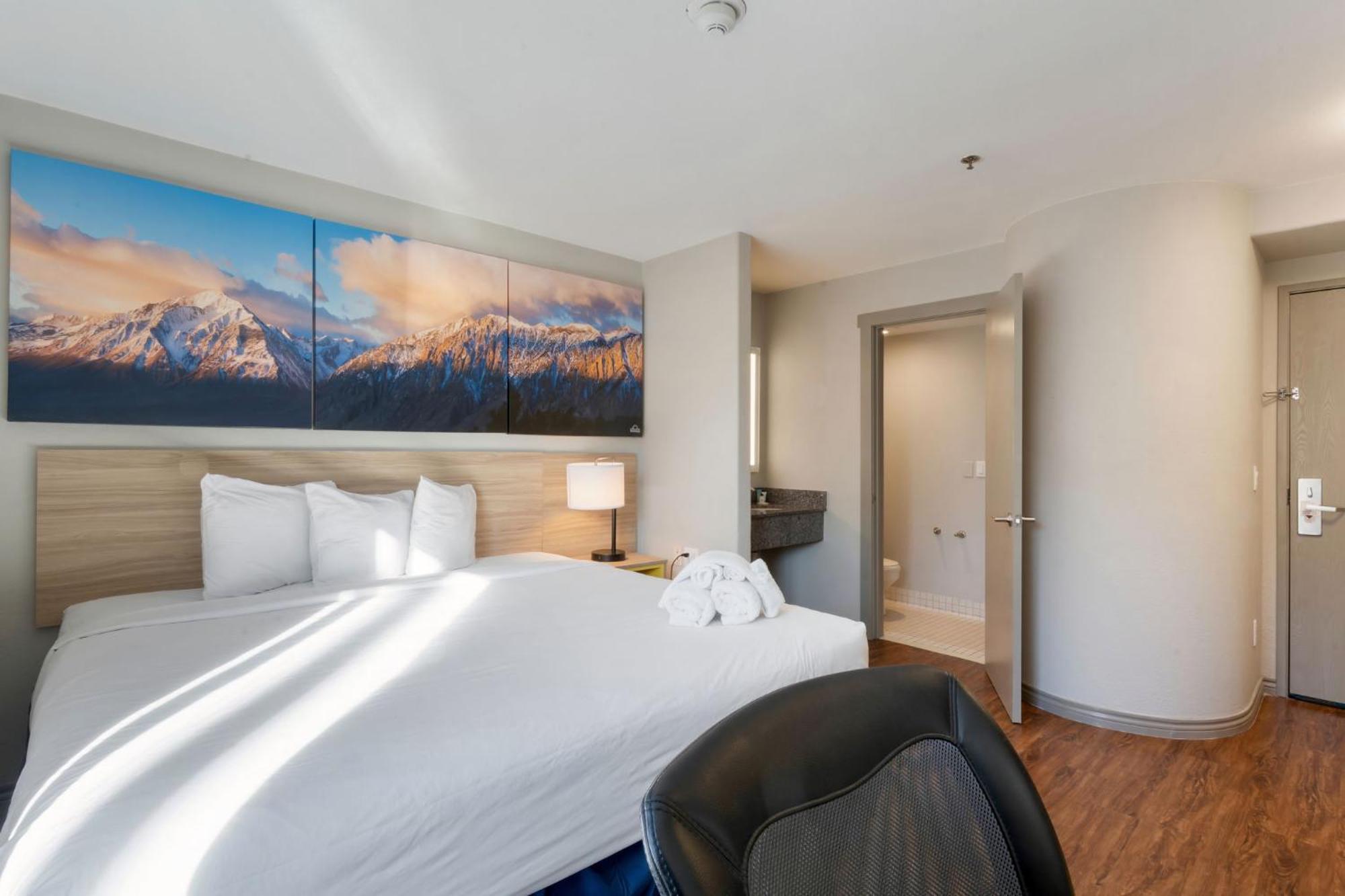 Days Inn By Wyndham Thornton Exteriör bild